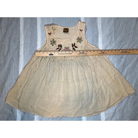 Geeta Free Size Beige Sleeveless Embroidered Boho Swing Tank - Picture 1 of 5